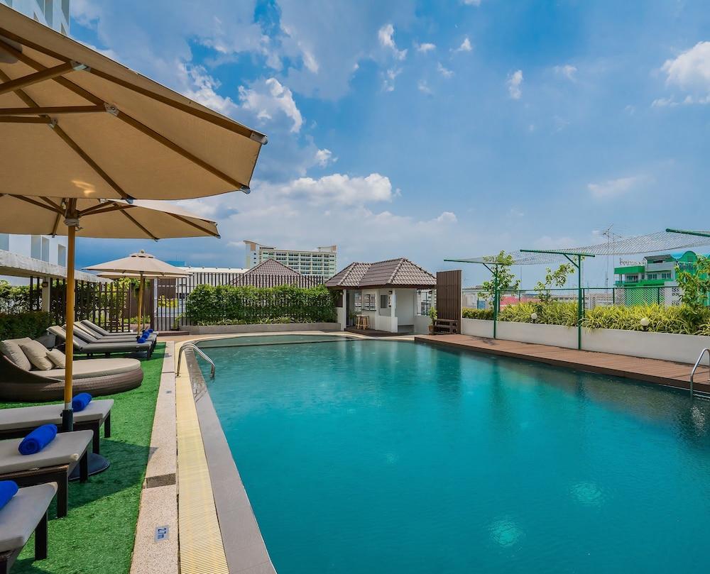 Rattanachol Hotel Chonburi Zewnętrze zdjęcie