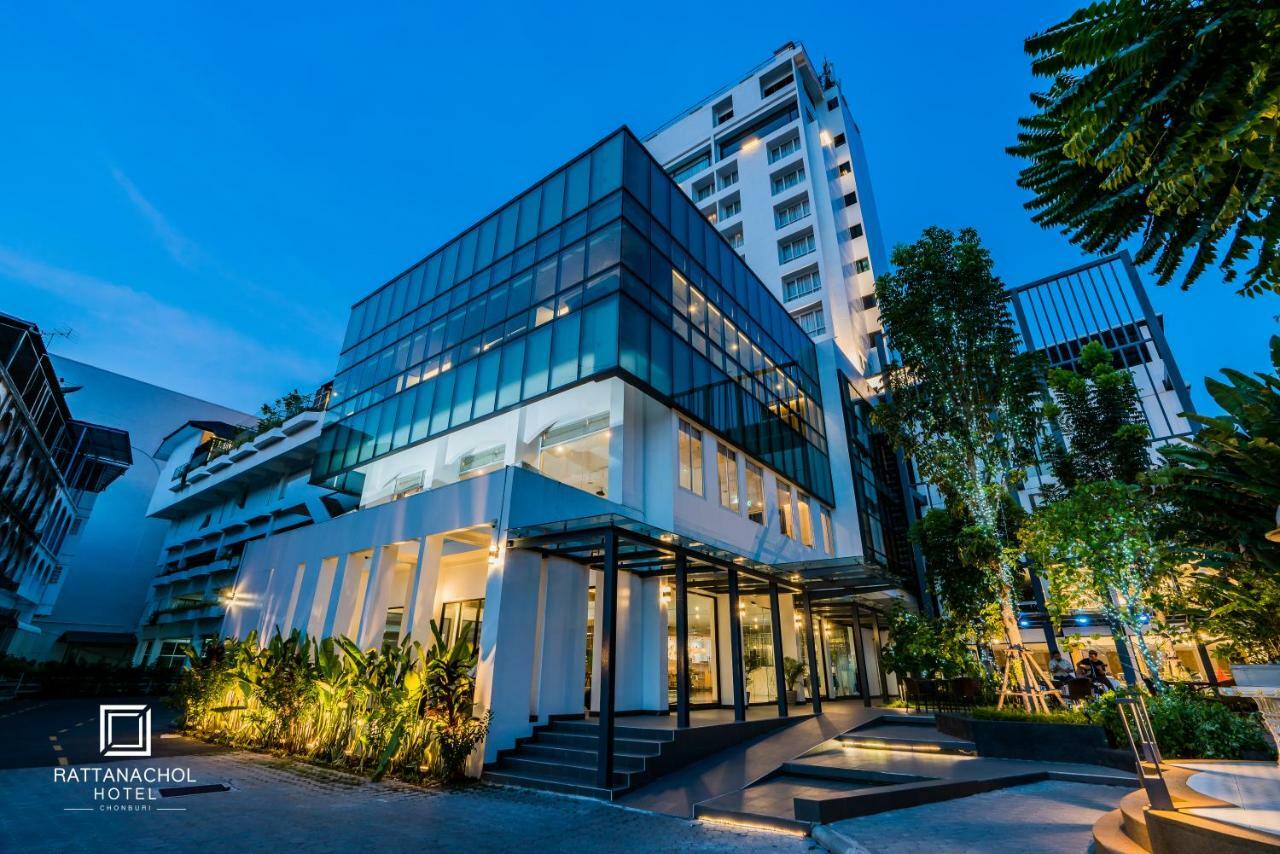 Rattanachol Hotel Chonburi Zewnętrze zdjęcie
