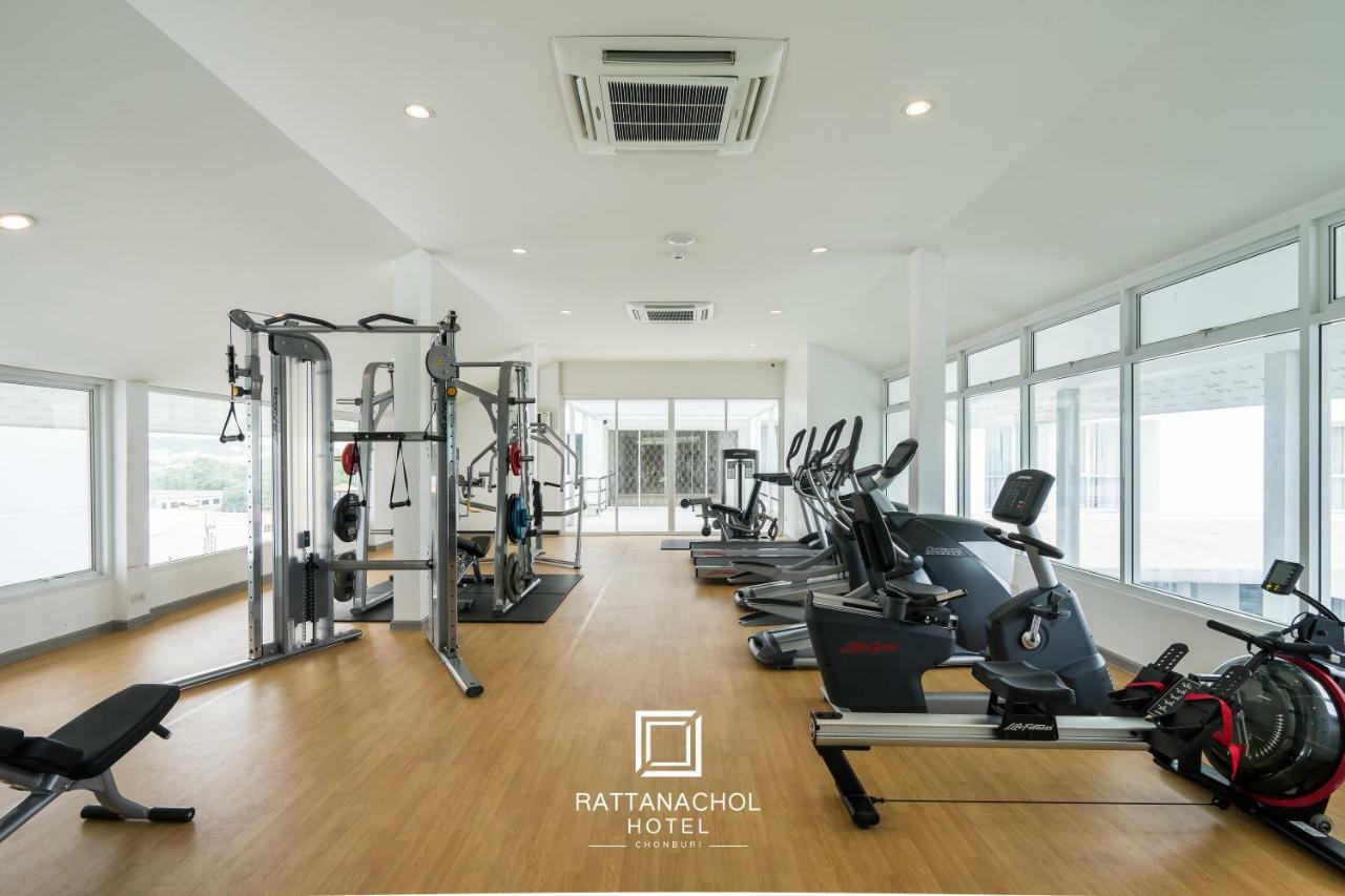 Rattanachol Hotel Chonburi Zewnętrze zdjęcie