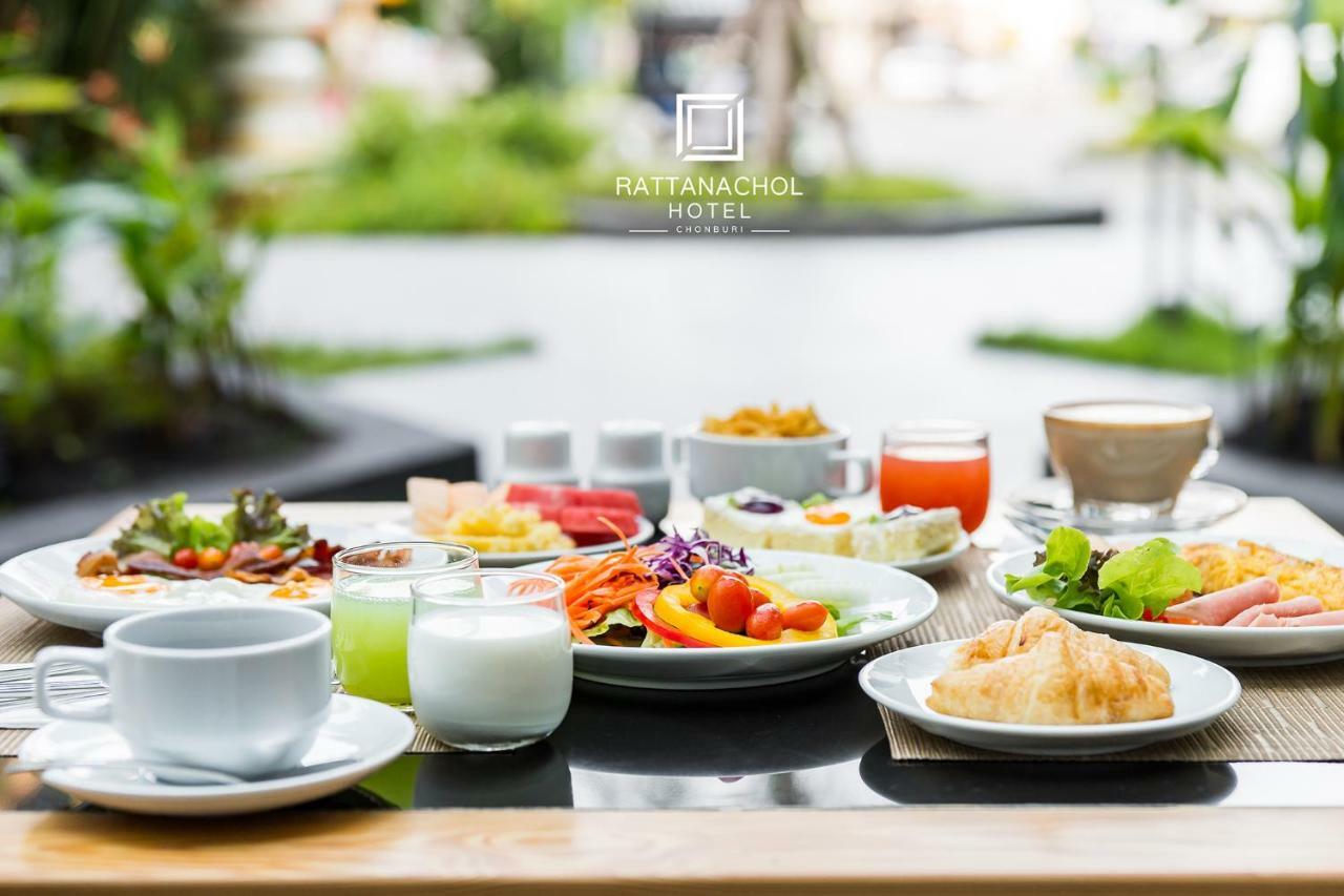 Rattanachol Hotel Chonburi Zewnętrze zdjęcie