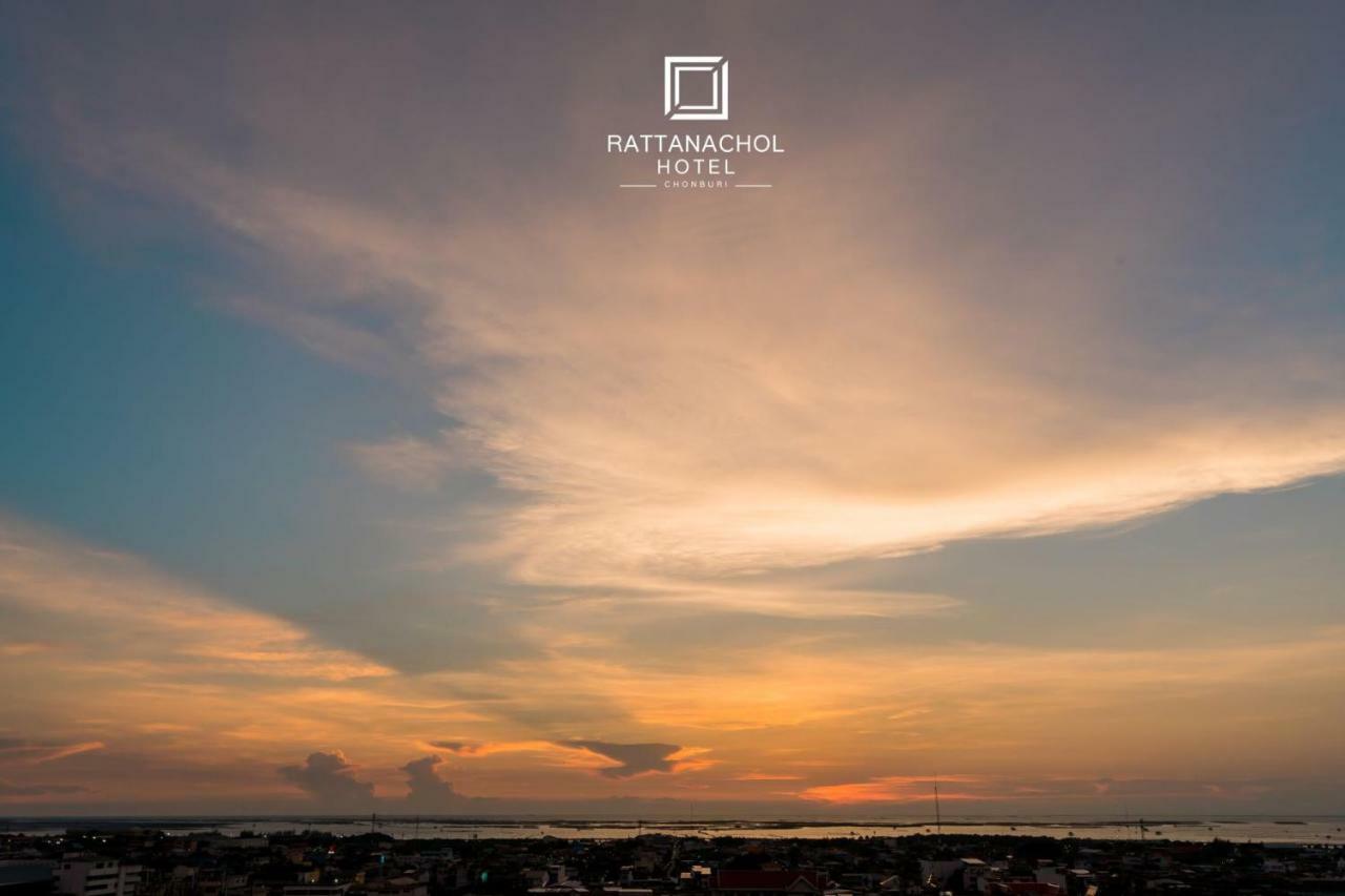 Rattanachol Hotel Chonburi Zewnętrze zdjęcie