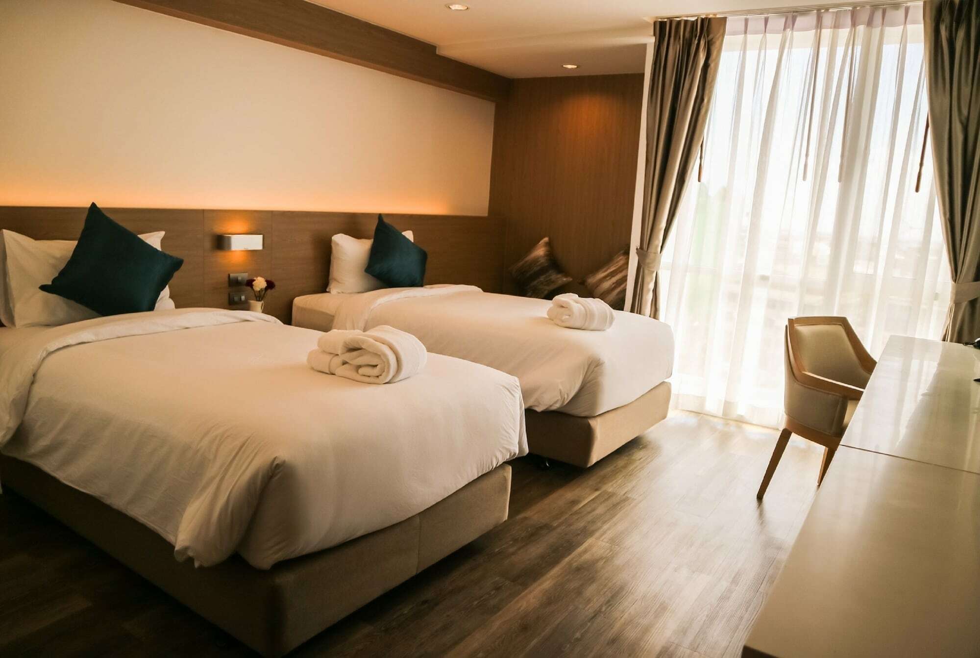 Rattanachol Hotel Chonburi Zewnętrze zdjęcie