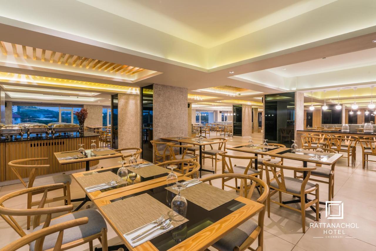 Rattanachol Hotel Chonburi Zewnętrze zdjęcie