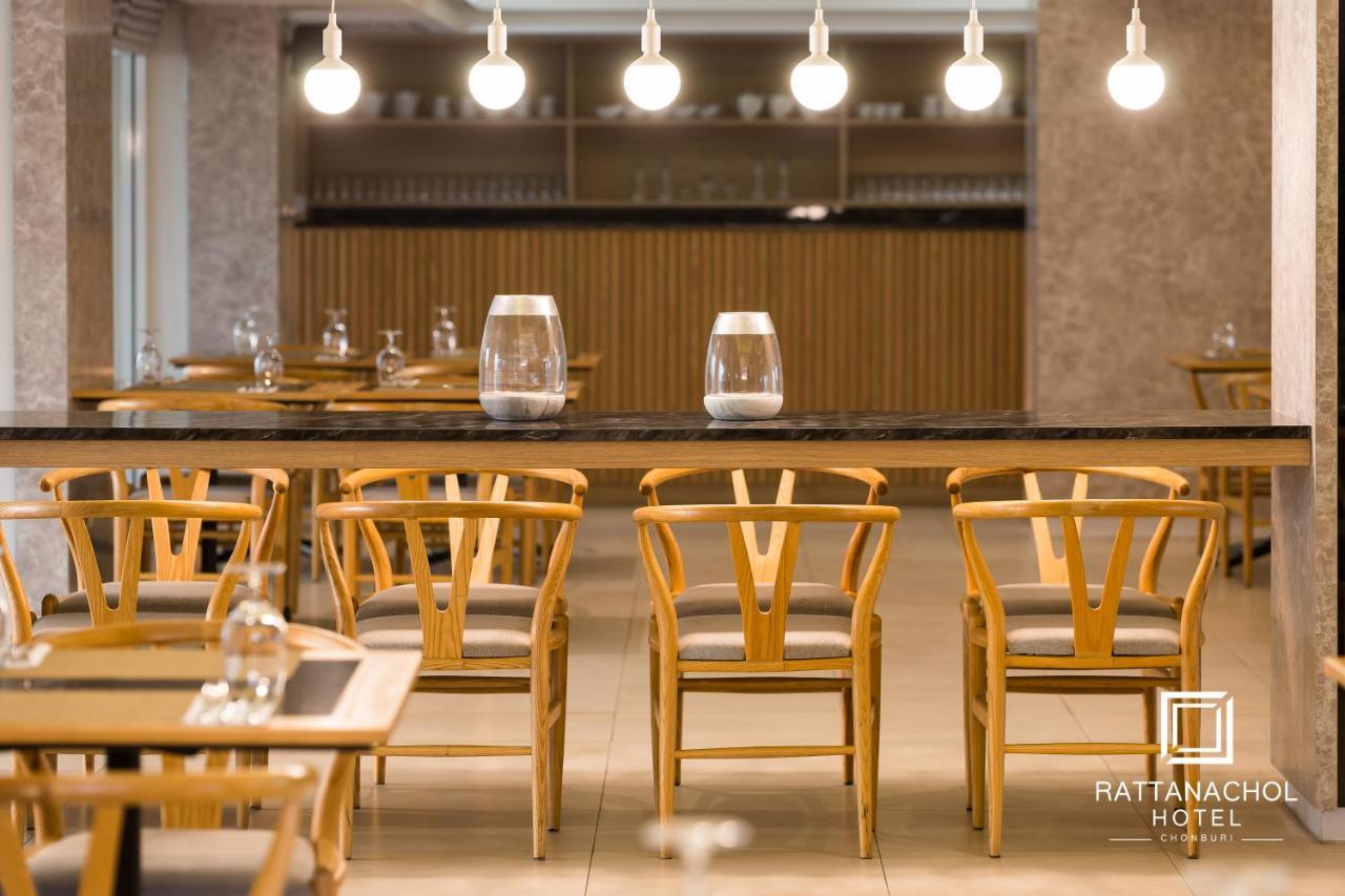 Rattanachol Hotel Chonburi Zewnętrze zdjęcie