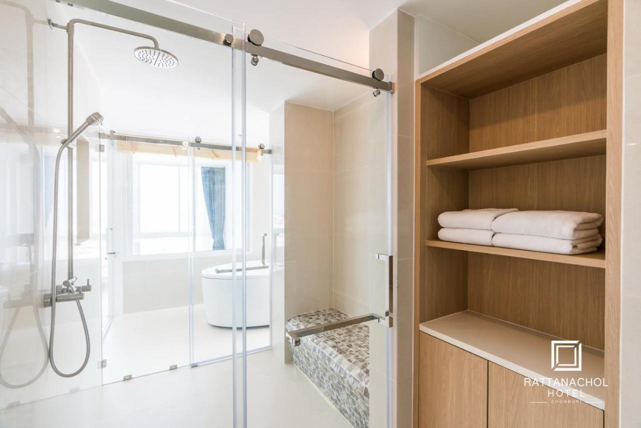Rattanachol Hotel Chonburi Zewnętrze zdjęcie